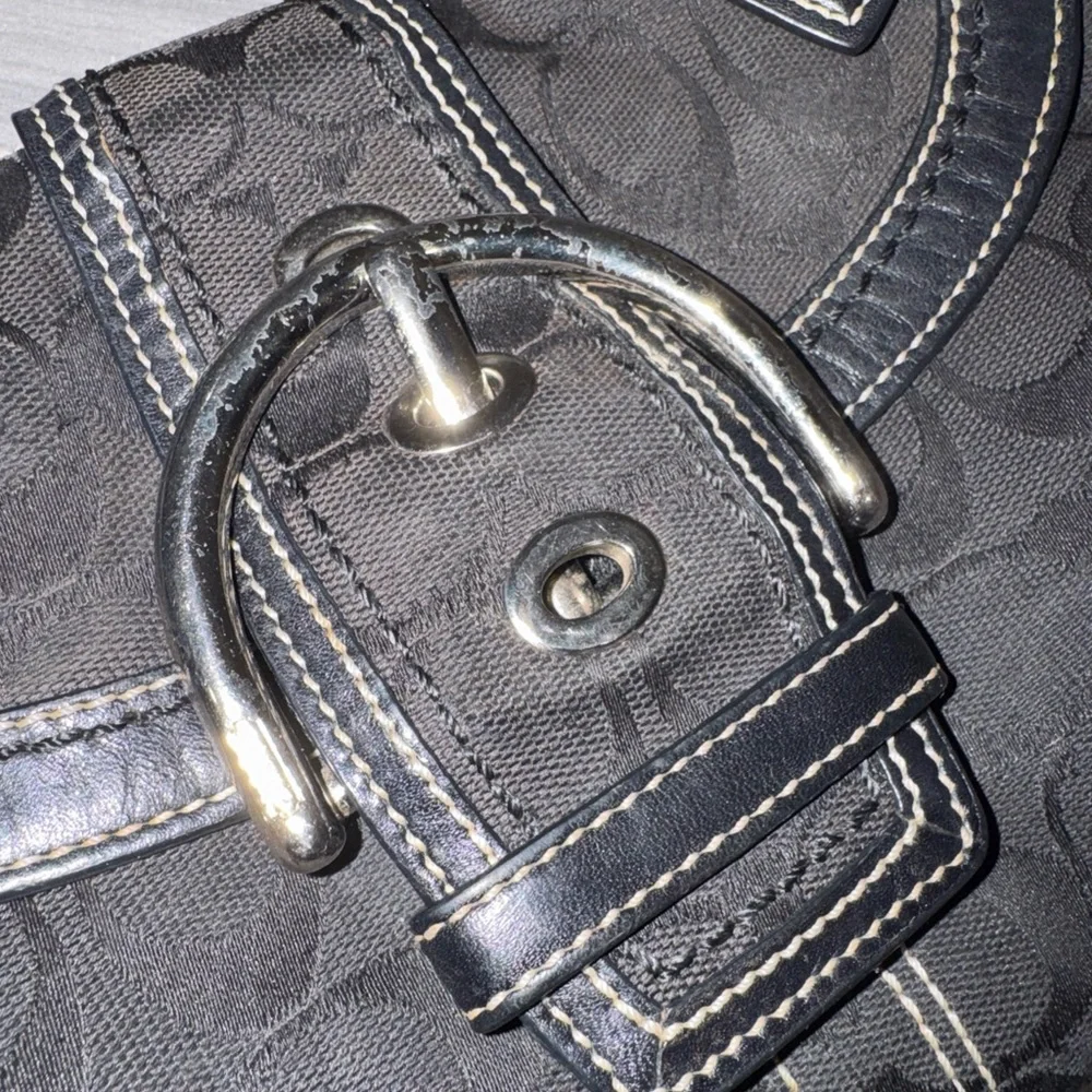 Coach 10296 Small Soho Black Signature C Canvas Shoulder Bag Y2K Vintage Authen - Picture 3 of 16